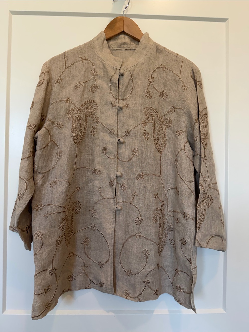 Beachy Boho minimalist linen-blend mandarin collar tunic paisley embroidered
